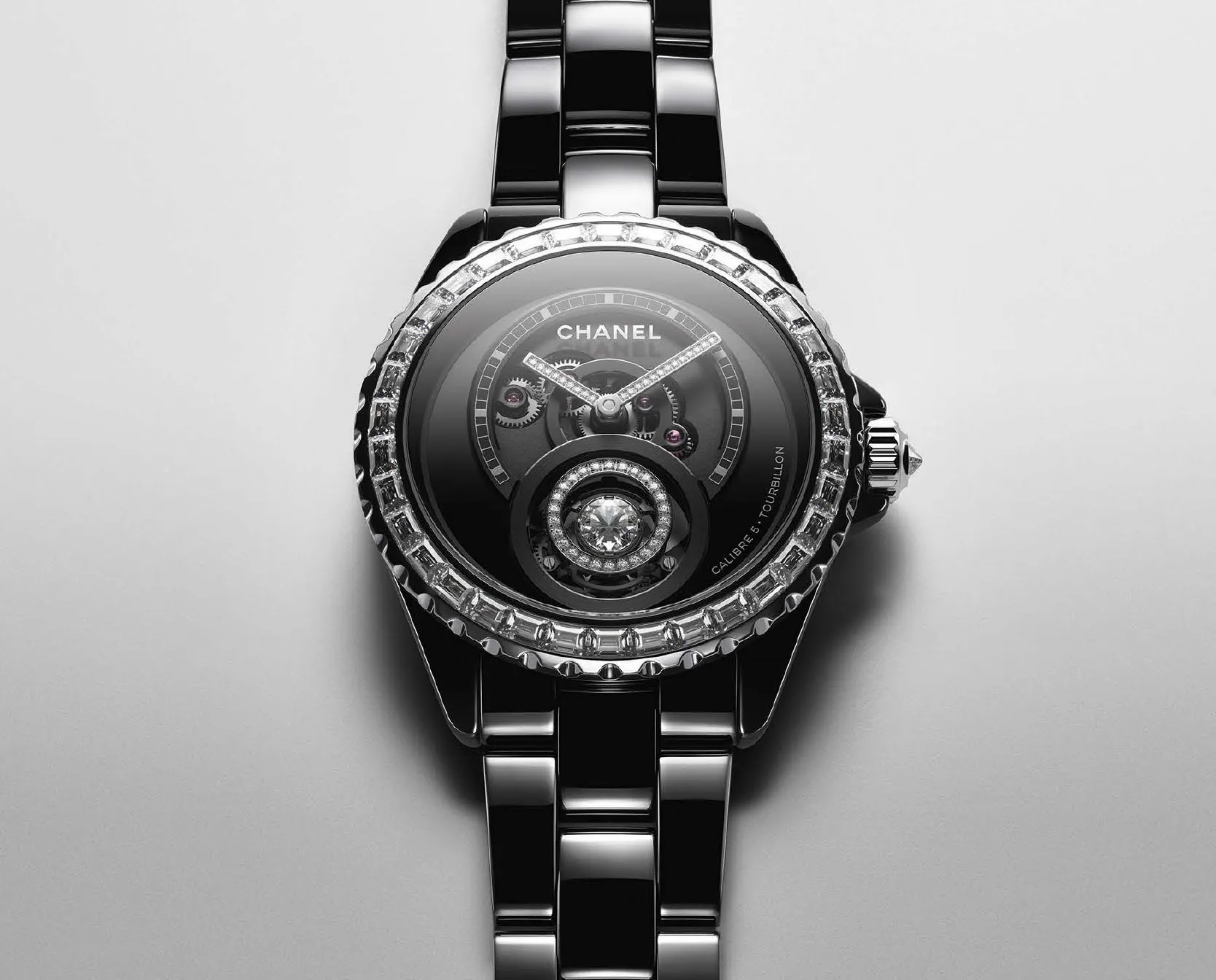 j12 tourbillon.webp