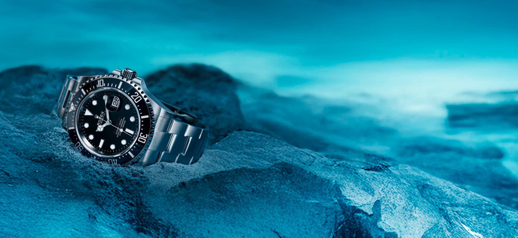 brand-centre-sea-dweller-m126600-0002_banner-generator_2000x920.jpg